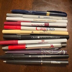 ✈️ Vintage Hotel Advertising Pen Lot – 12+ Pens – Travel Memorabilia Collection